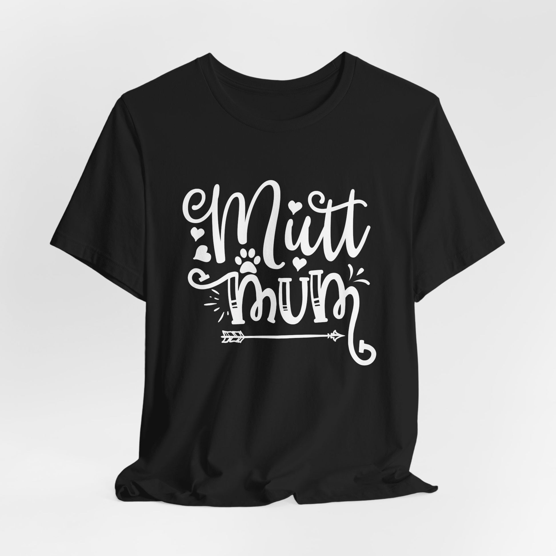 Black t-shirt with 'Mutt Mum' text on a white background